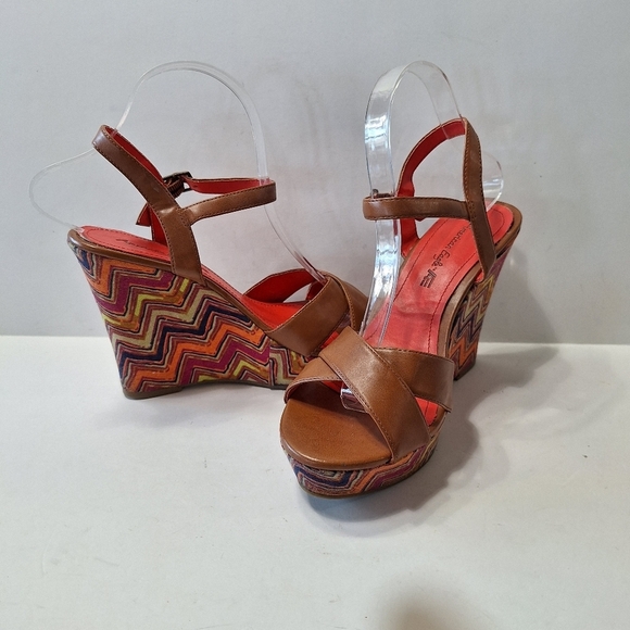 American Eagle Outfitters Tan Bohemian Hippie 70's Chevron Print Platforms Sz. 8 - Picture 7 of 11
